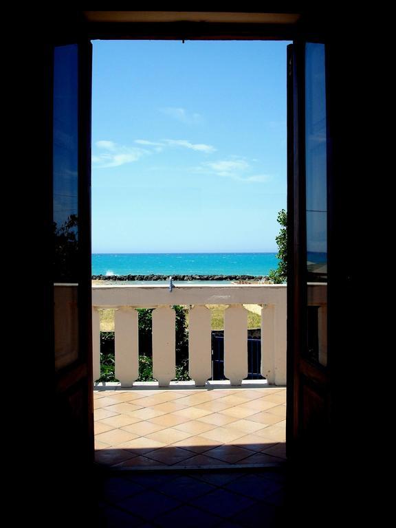 B&B Nettuno San Leone Oda fotoğraf